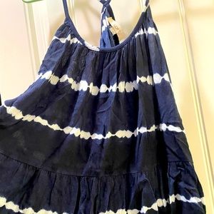 Fun flimsy swing crop top from the Loft